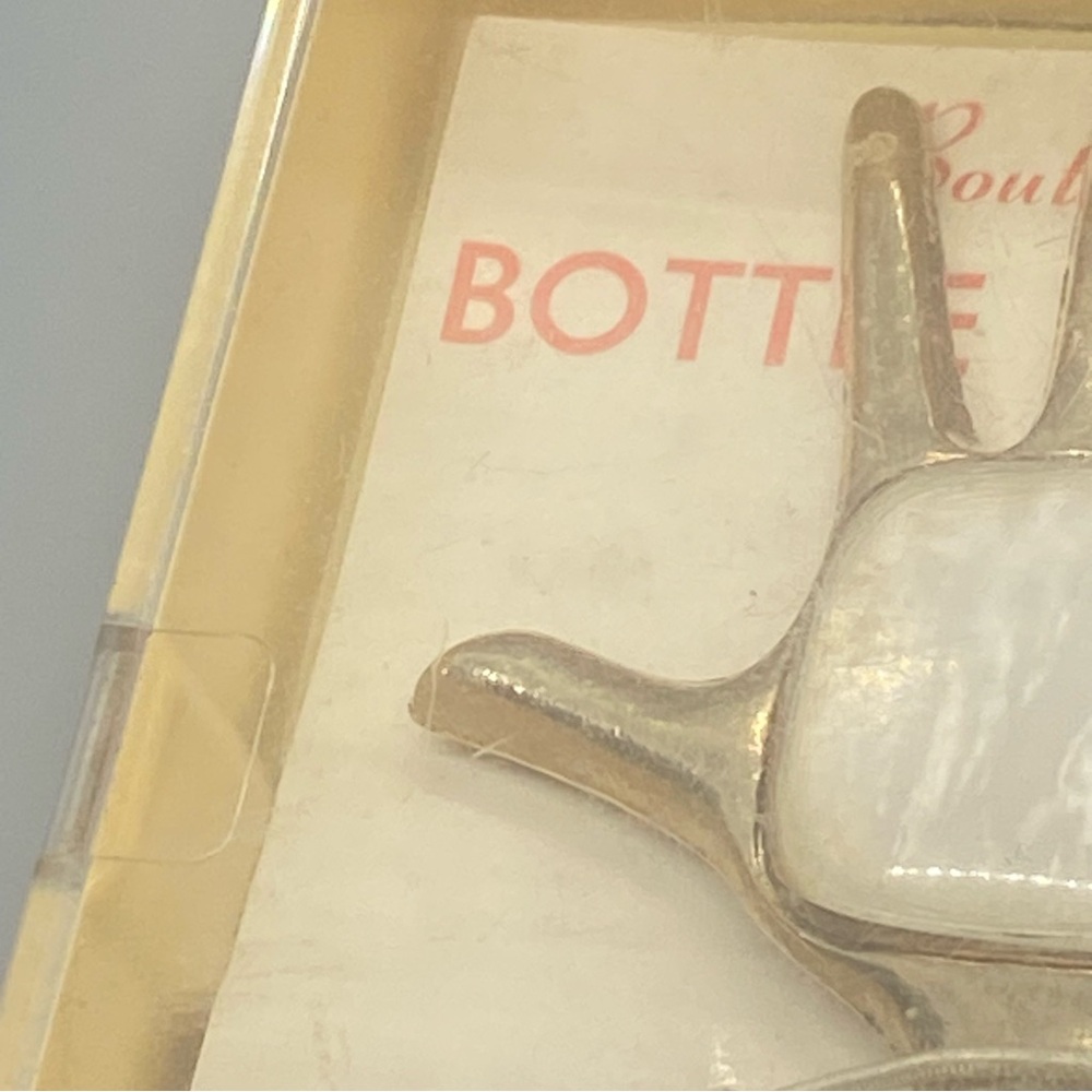 Vintage Hand Bottle Opener - Picture 4 of 6